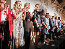 BAUR-Modenschau am Neujahrsempfang 2020 - Aniston by BAUR